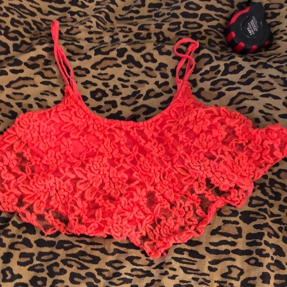Material GIRL XS cropped coral lace top  w/ adjustable straps attached bandeau - Picture 4 of 7